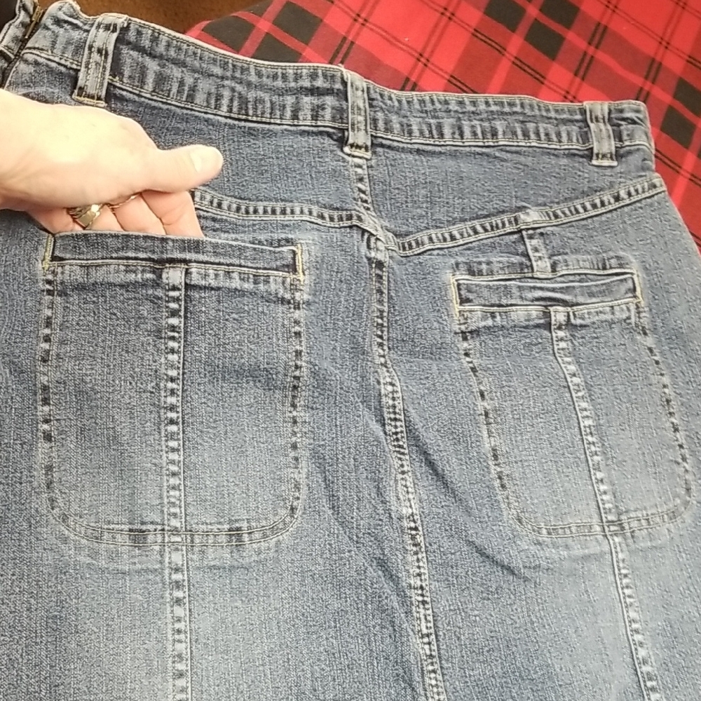 H&M High Rise Blue Jeans - Picture 8 of 9